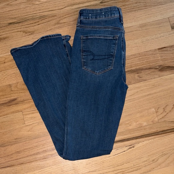 American Eagle High Rise Skinny Kick Jeans - Picture 5 of 5
